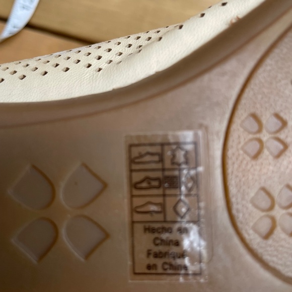 Naturalizer N5 Comfort Low Wedge Shoes – Size 8W (Cream) - Picture 7 of 9